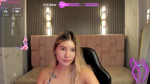 Snapshot of emma1_b_ chatting on 27, 9, 2025 Emma online show from 27, 9, 2025