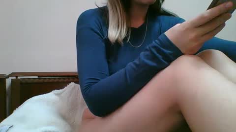 emma_991 online show from 24, 12, 2024