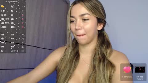 Snapshot of emma_aaa chatting on 7, 12, 2024 Rocio online show from 7, 12, 2024