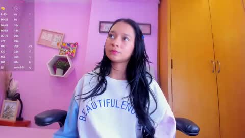 Emma Anturin online show from 9, 9, 2025