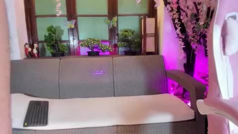 Snapshot of emma_ayala chatting on 14, 11, 2025 emma_ayala online show from 14, 11, 2025