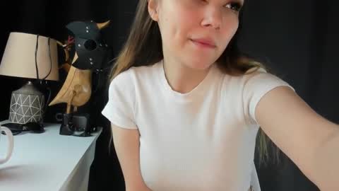 Snapshot of emma_groot chatting on 12, 3, 2025 emma_groot online show from 12, 3, 2025