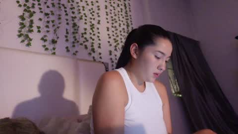 emma_johnson_ online show from 19, 10, 2025