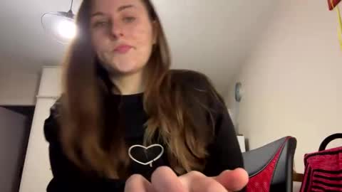 emma_just online show from 7, 1, 2025