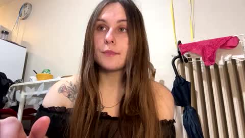 emma_just online show from 5, 2, 2025