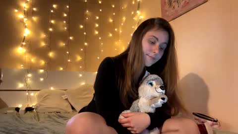 emma_just online show from 2, 3, 2025