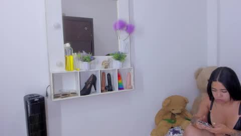 whises lits        online show from 9, 10, 2025