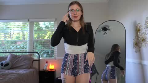 Emma Ruby online show from 7, 12, 2024