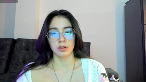 Emma online show from 3, 12, 2024