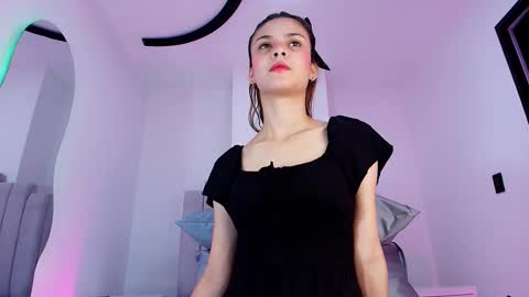 Snapshot of emma_trix chatting on 15, 11, 2025 Emma online show from 15, 11, 2025