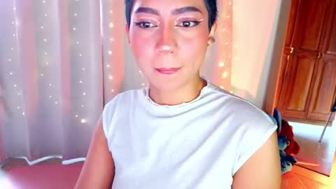 Snapshot of emma_web_ chatting on 6, 3, 2026 Emma web online show from 6, 3, 2026