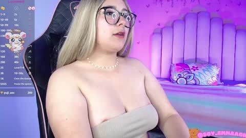  Hi baby I miss you so much I hope to come back soon  online show from 8, 1, 2025