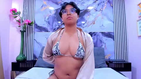 Emma  online show from 16, 9, 2025
