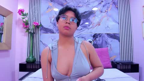 Emma  online show from 24, 9, 2025
