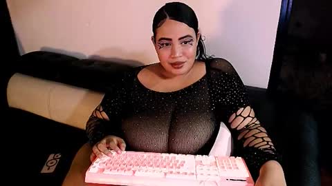 emmacamille2 online show from 15, 10, 2025