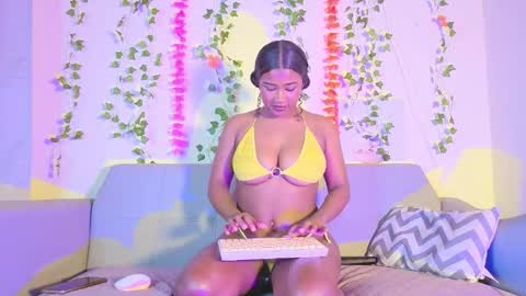 Emma online show from 25, 11, 2025