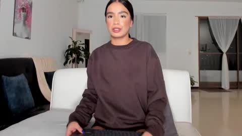 valentina online show from 13, 1, 2025
