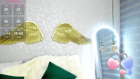  Emma Ferrary  online show from 10, 11, 2025