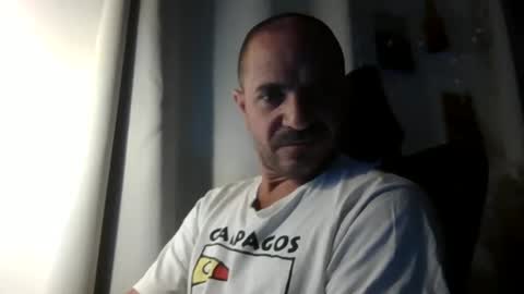 Snapshot of emmagold123 chatting on 19, 10, 2025 Ariel online show from 19, 10, 2025