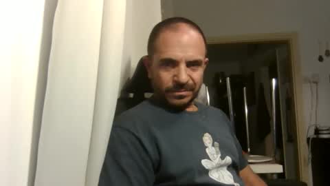 Snapshot of emmagold123 chatting on 29, 10, 2025 Ariel online show from 29, 10, 2025