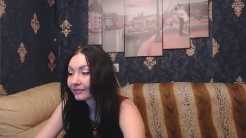 Snapshot of emmagoldx chatting on 5, 1, 2025 EmmaGoldX online show from 5, 1, 2025