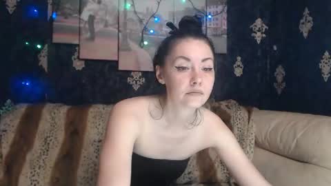 Snapshot of emmagoldx chatting on 17, 2, 2025 EmmaGoldX online show from 17, 2, 2025