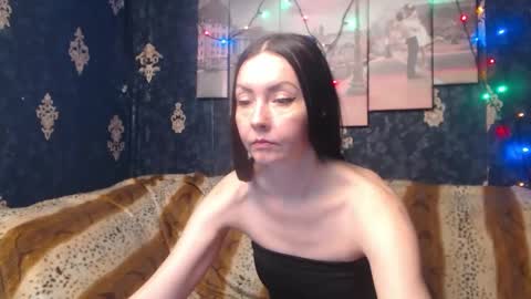 Snapshot of emmagoldx chatting on 6, 3, 2025 EmmaGoldX online show from 6, 3, 2025