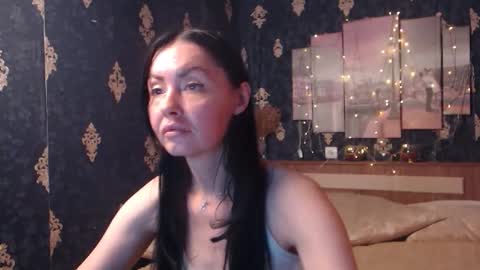 Snapshot of emmagoldx chatting on 17, 10, 2025 EmmaGoldX online show from 17, 10, 2025