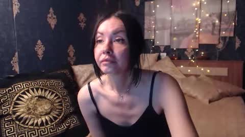 Snapshot of emmagoldx chatting on 25, 10, 2025 EmmaGoldX online show from 25, 10, 2025