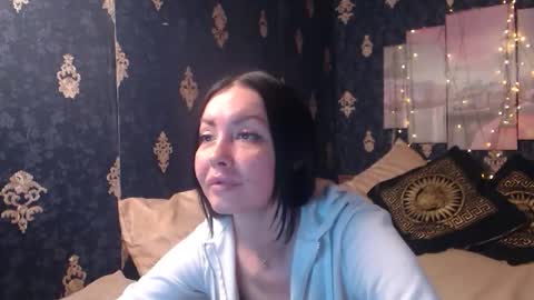 Snapshot of emmagoldx chatting on 30, 10, 2025 EmmaGoldX online show from 30, 10, 2025