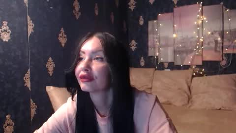 Snapshot of emmagoldx chatting on 3, 11, 2025 EmmaGoldX online show from 3, 11, 2025