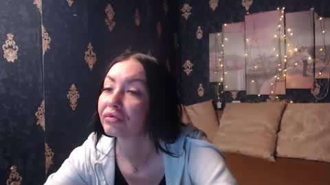 Snapshot of emmagoldx chatting on 17, 11, 2025 EmmaGoldX online show from 17, 11, 2025