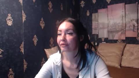 Snapshot of emmagoldx chatting on 22, 11, 2025 EmmaGoldX online show from 22, 11, 2025
