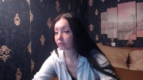 Snapshot of emmagoldx chatting on 24, 11, 2025 EmmaGoldX online show from 24, 11, 2025
