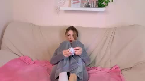 Emma online show from 10, 10, 2025