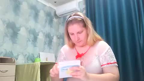 emmamelody online show from 16, 9, 2025