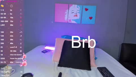 Snapshot of emmasmith06 chatting on 10, 11, 2025 Emma online show from 10, 11, 2025