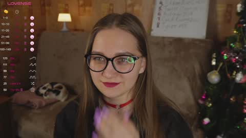 Snapshot of emmatiny chatting on 11, 1, 2025 Mia online show from 11, 1, 2025