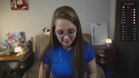 Snapshot of emmatiny chatting on 6, 10, 2025 Mia online show from 6, 10, 2025