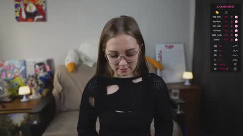 Snapshot of emmatiny chatting on 11, 10, 2025 Mia online show from 11, 10, 2025