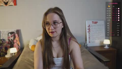 Snapshot of emmatiny chatting on 12, 11, 2025 Mia online show from 12, 11, 2025