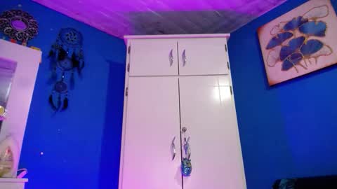 Emma  online show from 23, 2, 2026