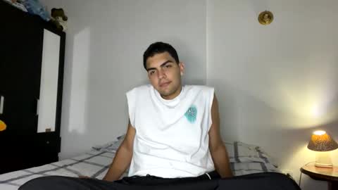 Snapshot of emmett_00 chatting on 23, 10, 2025 emmett_00 online show from 23, 10, 2025