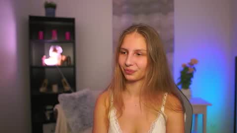 Emmie online show from 12, 3, 2026