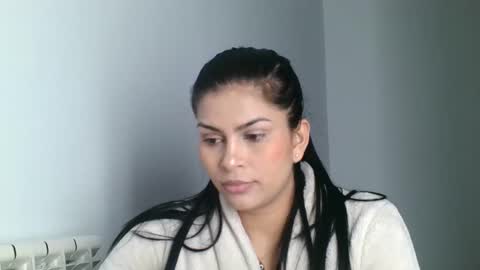 emmie online show from 19, 12, 2024