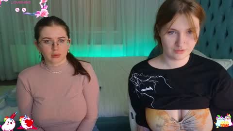 Snapshot of emmika_ chatting on 9, 3, 2025 Sam Alisa online show from 9, 3, 2025
