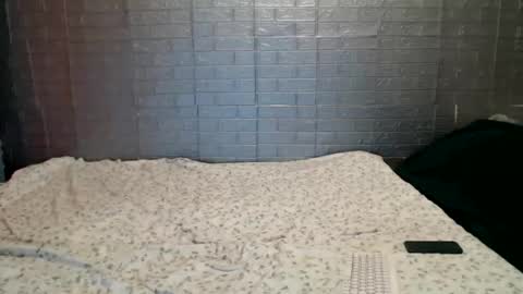 Emmily000 online show from 18, 3, 2026