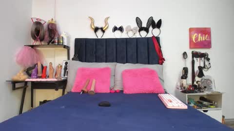          online show from 10, 3, 2026