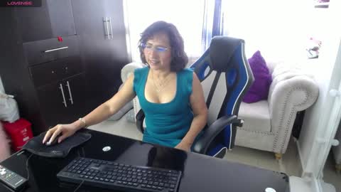 Snapshot of emmilychevalier chatting on 14, 1, 2025 Emmily online show from 14, 1, 2025