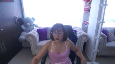 Snapshot of emmilychevalier chatting on 18, 1, 2025 Emmily online show from 18, 1, 2025